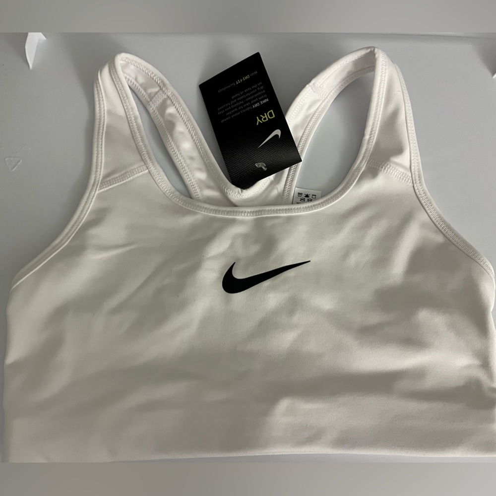 Nike sports bra small new with tags NWT